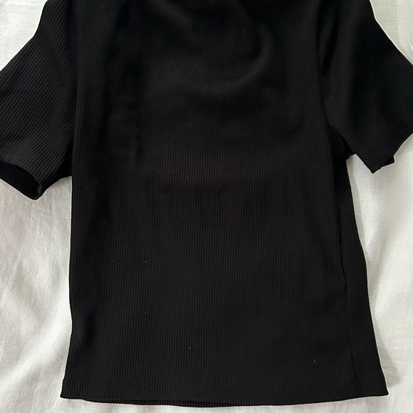 black zara shortsleeve top - Picture 2 of 4